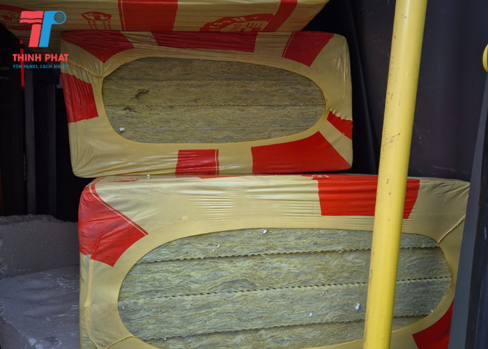bong-khoang-rockwool-2
