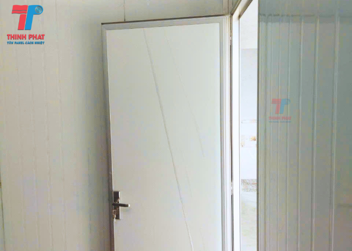 cua-di-1-canh-panel-7 cửa đi 1 cánh panel 9
