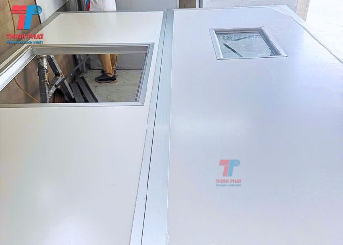 cua-panel-2-canh-2 cửa panel 2 cánh 3