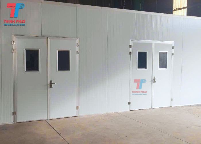 cua-panel-2-canh-6 cửa panel 2 cánh 7