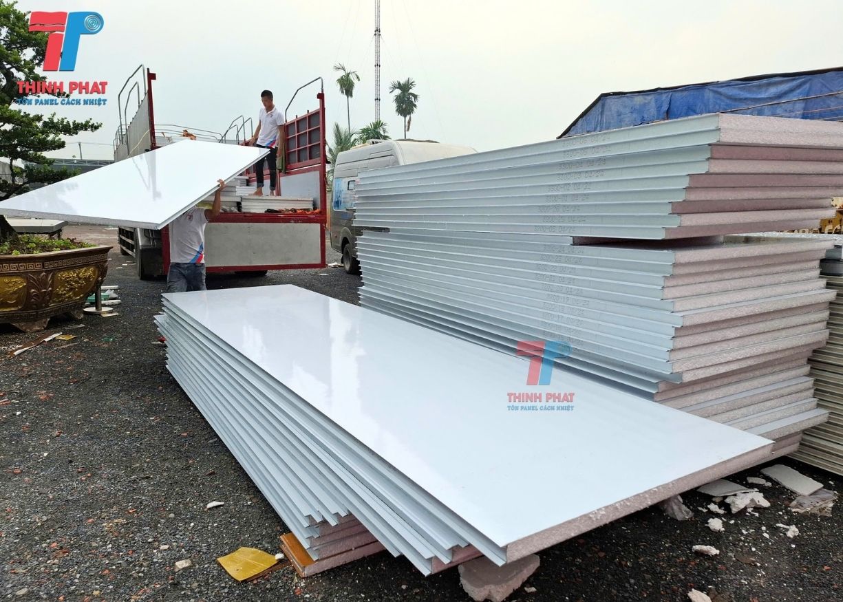 panel-eps-vach-trong-2 panel EPS vách trong 1