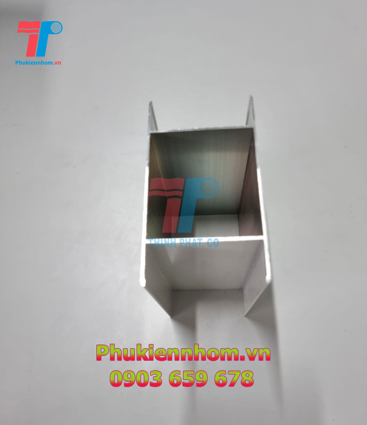 phu-kien-nhom-thi-cong-tran-panel-12