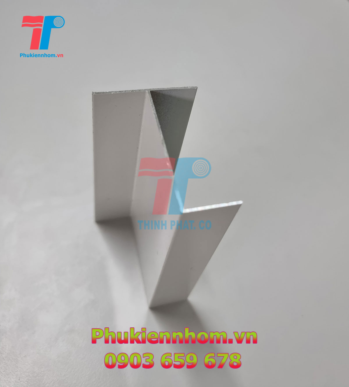 phu-kien-nhom-thi-cong-tran-panel-14