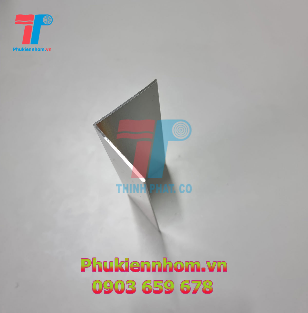 phu-kien-nhom-thi-cong-tran-panel-6