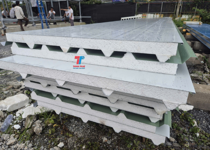 tam-cach-nhiet-mai-ton-1-9f60459c-0d49-4c4d-810f-220db0d76865 tấm cách nhiệt mái tôn