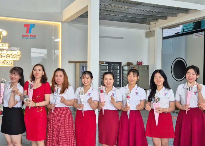 thinh-phat-mung-ngay-20-10-8 Thịnh Phát mừng ngày 20/10