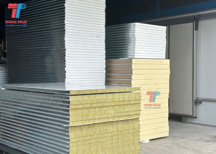 tran-panel-cach-nhiet-2 trần panel cách nhiệt 2
