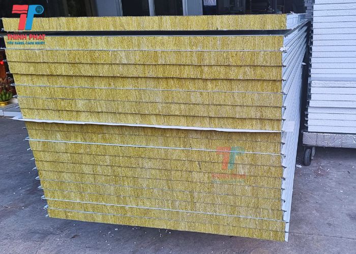 tuong-panel-cach-nhiet-4 tường panel cách nhiệt 4