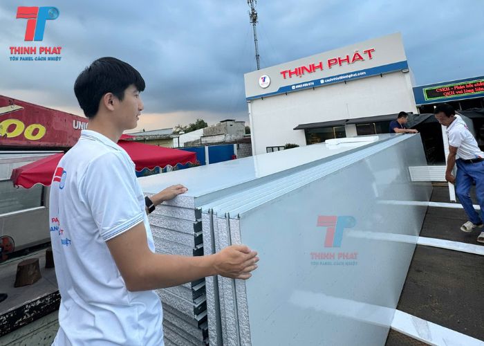 tuong-panel-cach-nhiet-8 tường panel cách nhiệt 8